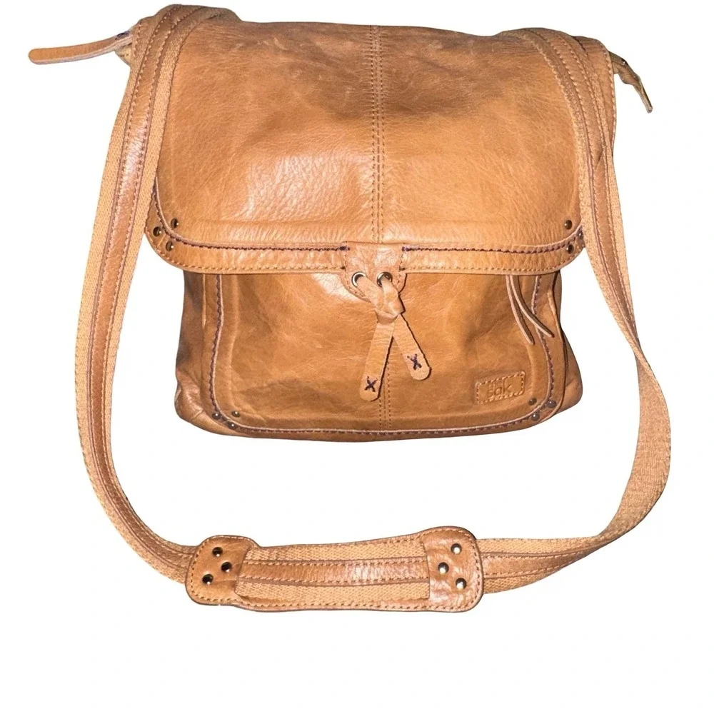 The Sak soft pebbled